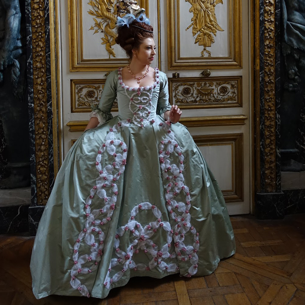 Vestido de gala estilo Rococó, - Evening Gown reseña y precio