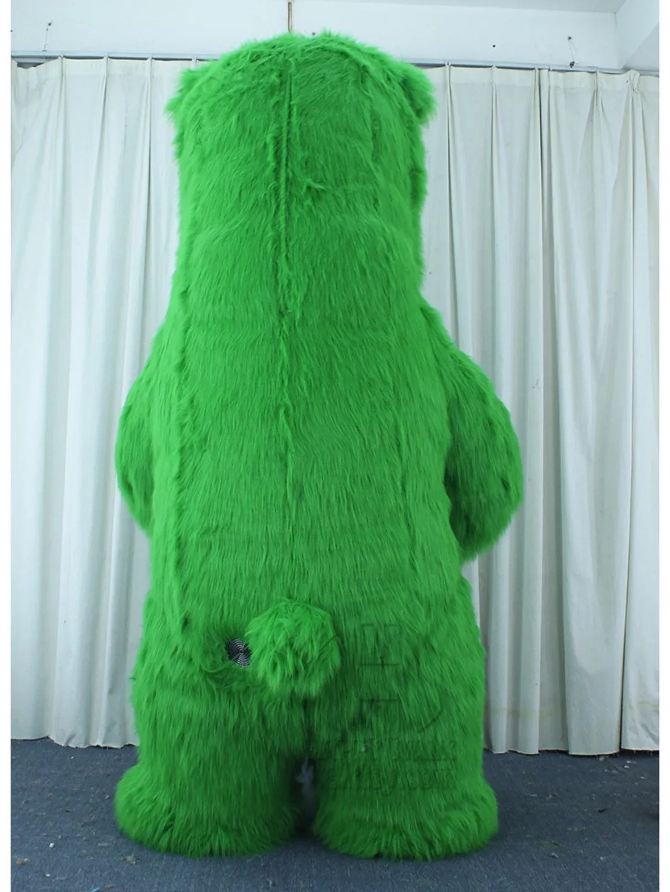 Disfraz de mascota inflable de - Wedding Dress reseña y precio